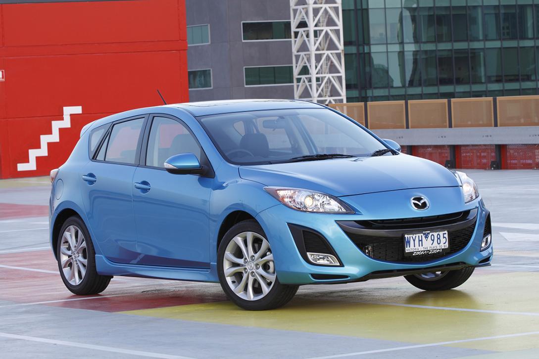 Mazda 3 2011 isofix shop
